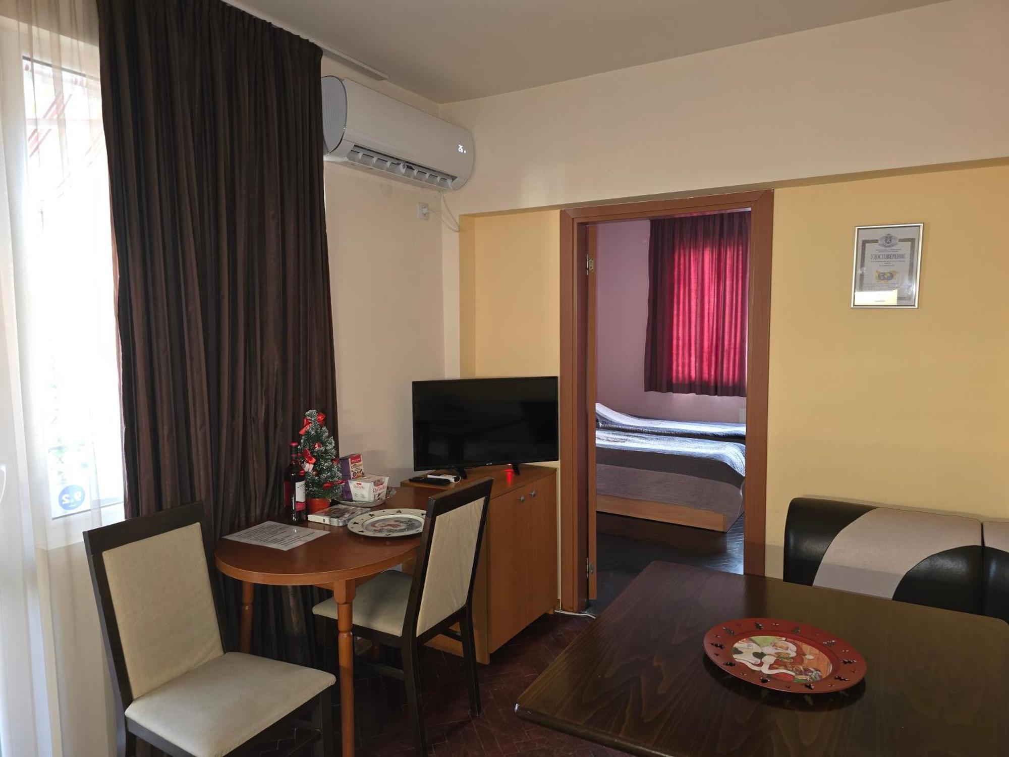 Comfort Apartment Vt เวลีคอเทอร์โนโว ภายนอก รูปภาพ