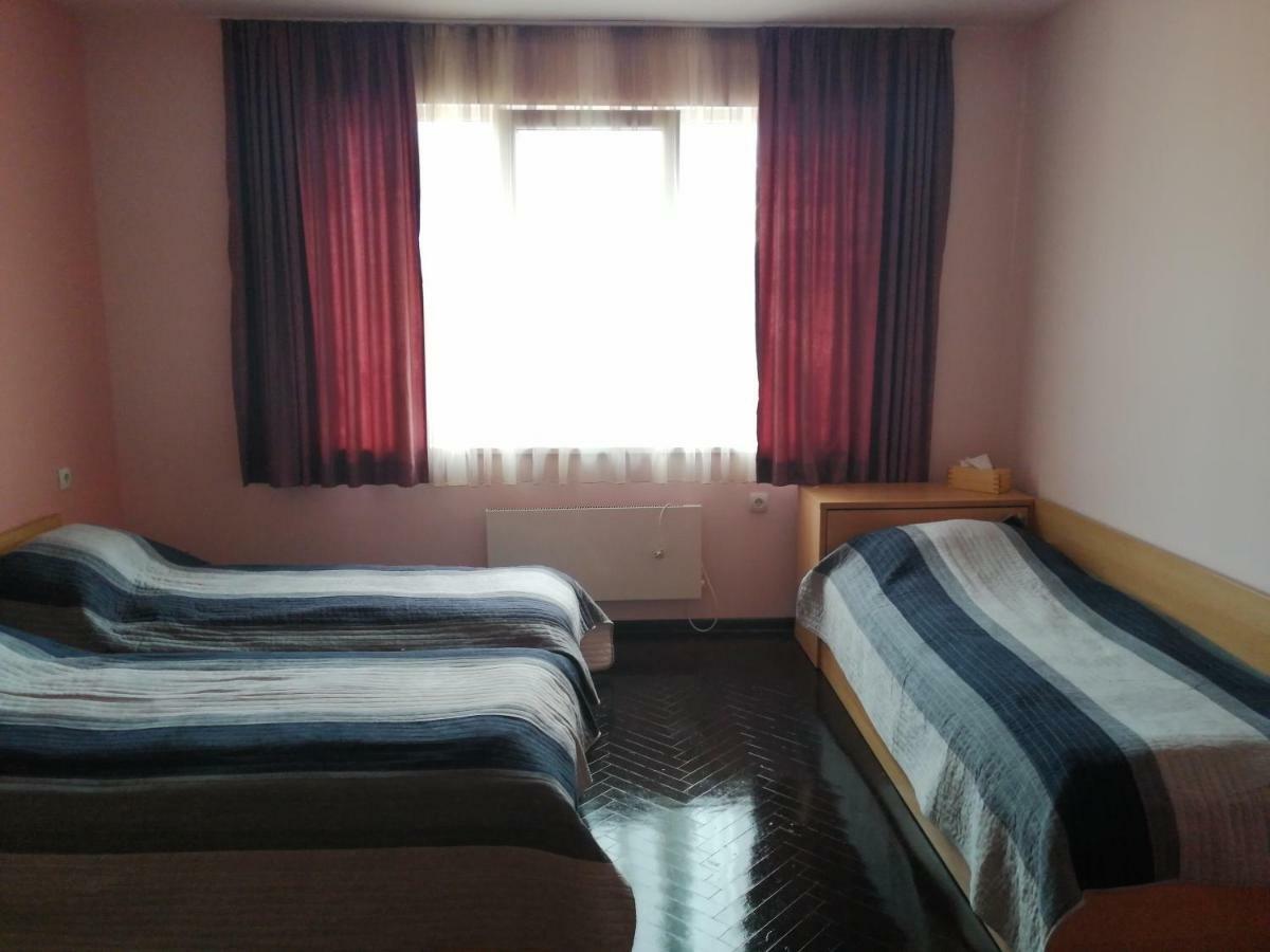 Comfort Apartment Vt เวลีคอเทอร์โนโว ภายนอก รูปภาพ